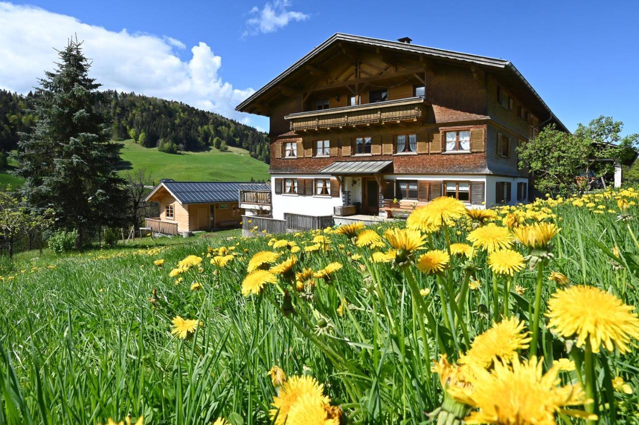 Bauernhof Bilgeri Villa Hittisau Bagian luar foto